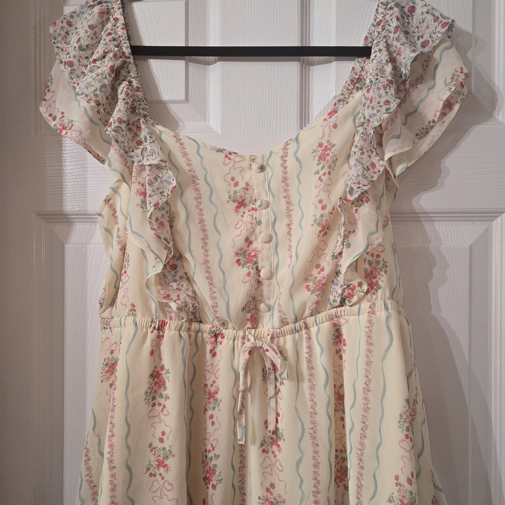Torrid Cream Floral Button-Down Blouse